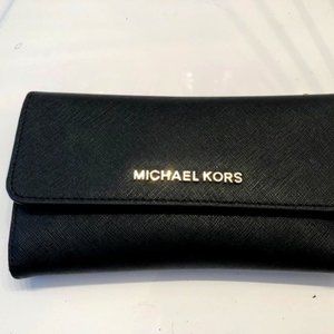 Michael Kors trifold wallet black/Gold